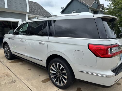 2021 Lincoln Navigator L Reserve