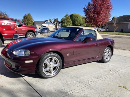 2000 Mazda MX-5 Miata SE