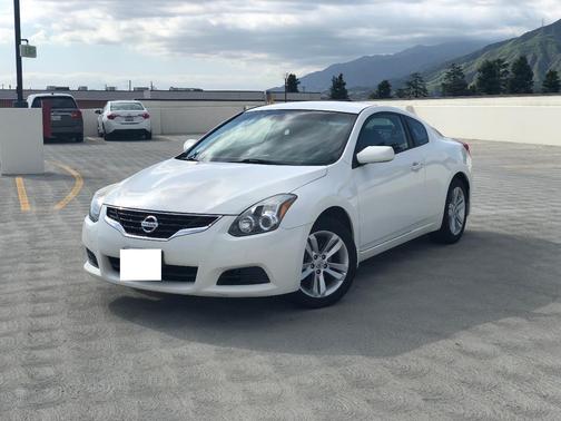 White 2012 Nissan Altima 2.5 S