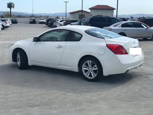White 2012 Nissan Altima 2.5 S