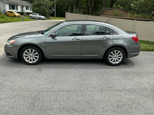 Gray 2013 Chrysler 200 Touring