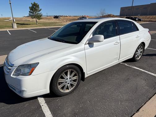 2005 Toyota Avalon Limited