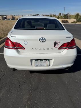 2005 Toyota Avalon Limited