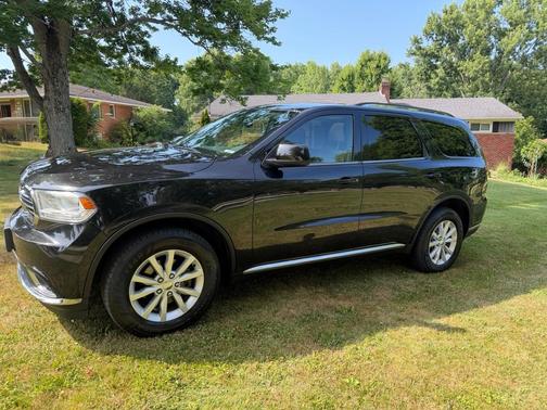 Black 2015 Dodge Durango SXT