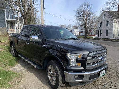 Photo 2 of 10 of 2015 Ford F-150 Lariat