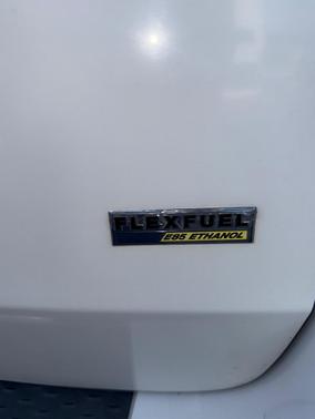 White 2015 Dodge Grand Caravan AVP/SE