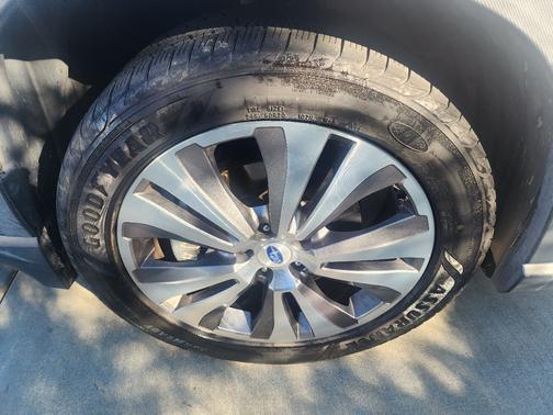 2020 Subaru Ascent Limited 8-Passenger