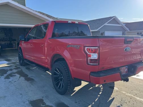Red 2018 Ford F-150 XLT