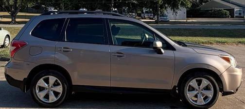 Brown 2015 Subaru Forester 2.5i Premium