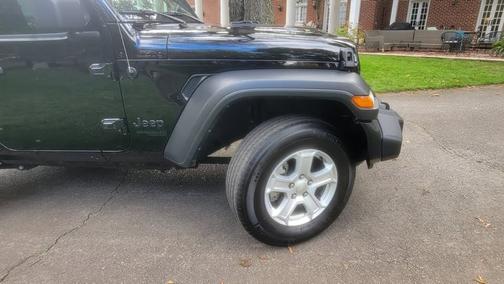 2021 Jeep Wrangler Sport S