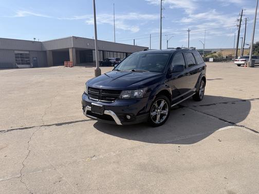 Blue 2017 Dodge Journey Crossroad