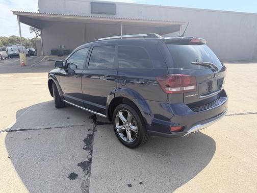 Blue 2017 Dodge Journey Crossroad