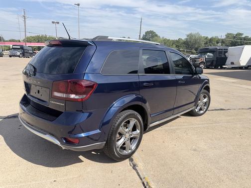 Blue 2017 Dodge Journey Crossroad