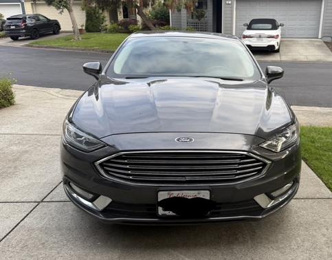 Gray 2018 Ford Fusion SE