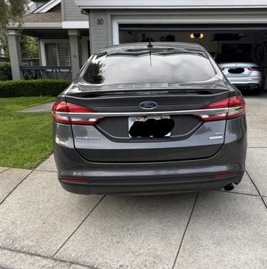 Gray 2018 Ford Fusion SE