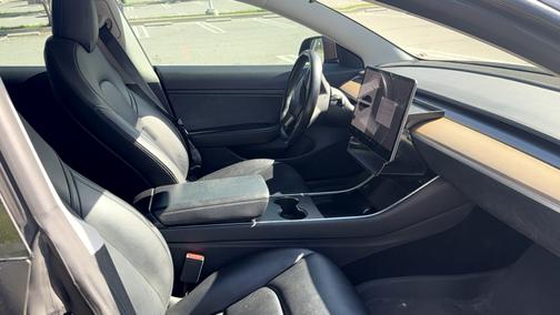 2019 Tesla Model 3 Standard Range Plus