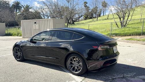 2019 Tesla Model 3 Standard Range Plus