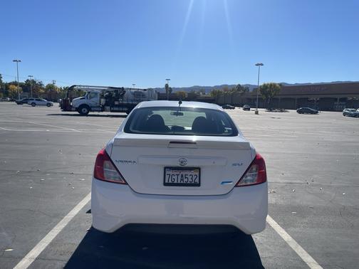 2015 Nissan Versa 1.6 SV