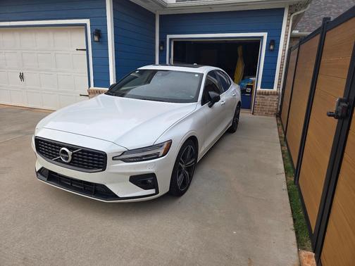 White 2022 Volvo S60 B5 Black Edition R-Design
