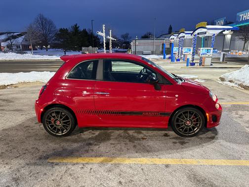 2017 FIAT 500 Abarth