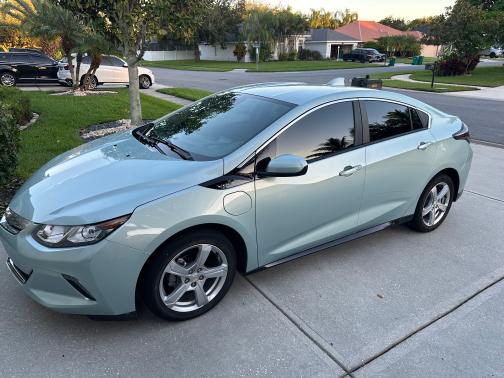 2018 Chevrolet Volt LT