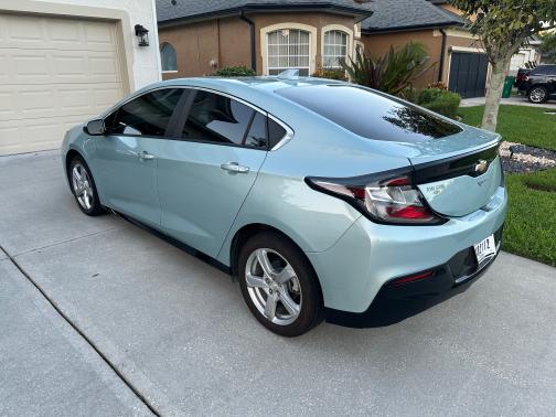 2018 Chevrolet Volt LT