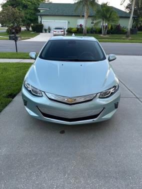 2018 Chevrolet Volt LT