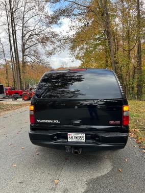 2002 GMC Yukon XL Denali