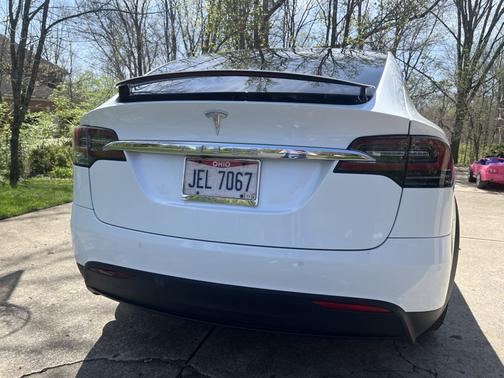 White 2018 Tesla Model X 100D