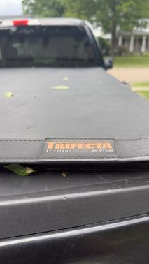 Black 2016 Ford F-150 XLT