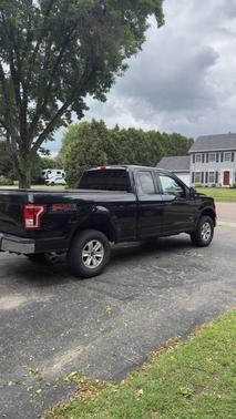 Black 2016 Ford F-150 XLT