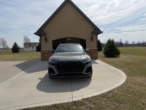 Gray 2022 Audi RS Q8 4.0T