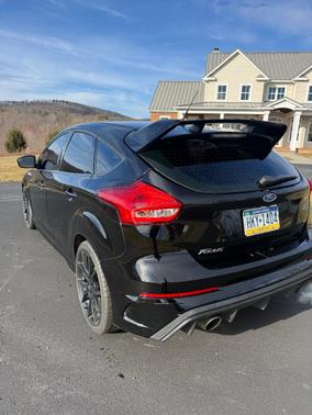 Black 2017 Ford Focus RS Base
