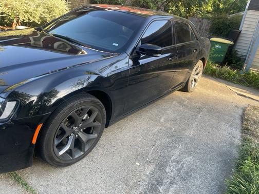 2023 Chrysler 300 S