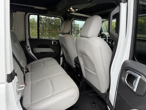 2023 Jeep Wrangler 4xe Sahara High Altitude