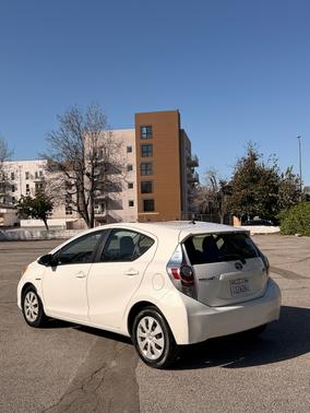 2013 Toyota Prius c Two