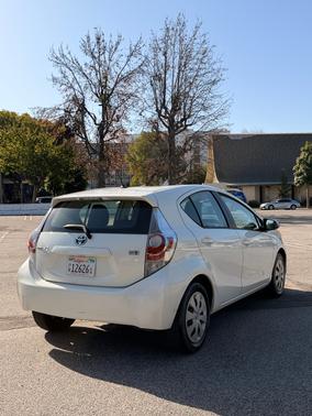 2013 Toyota Prius c Two