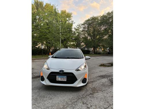 2016 Toyota Prius c One