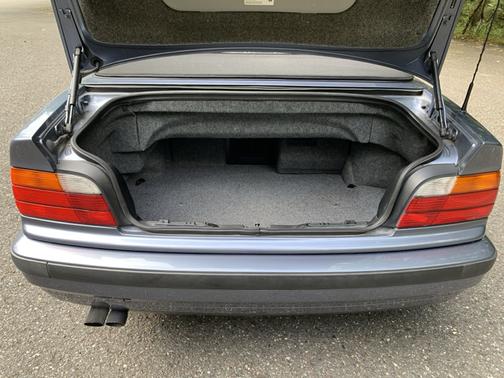 1999 BMW 323 iC