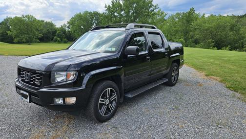 Black 2014 Honda Ridgeline Sport