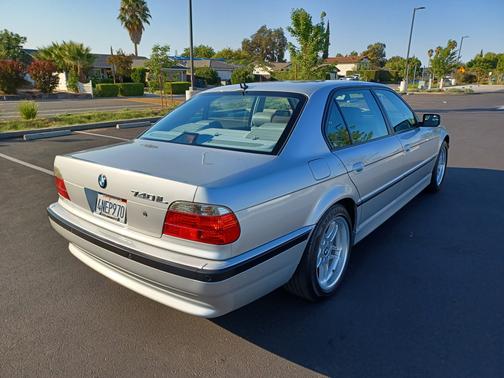 2001 BMW 740 iL