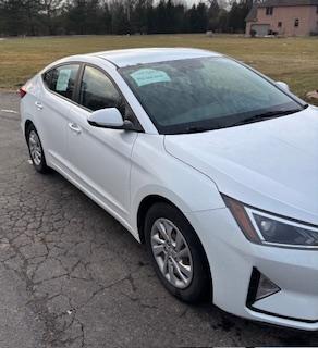 2020 Hyundai ELANTRA SE