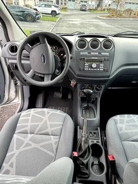 2011 Ford Transit Connect XLT Premium