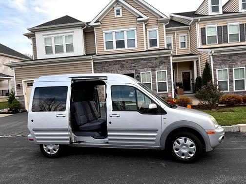 2011 Ford Transit Connect XLT Premium