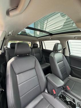 Black 2020 Volkswagen Tiguan 2.0T SE