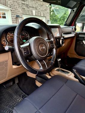 2011 Jeep Wrangler Unlimited Sahara