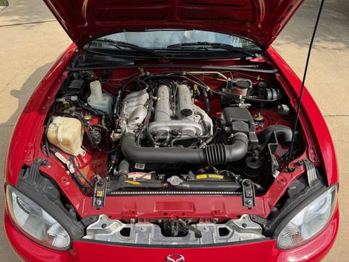 1999 Mazda MX-5 Miata Base
