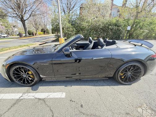 2022 Mercedes-Benz AMG SL 55 Base