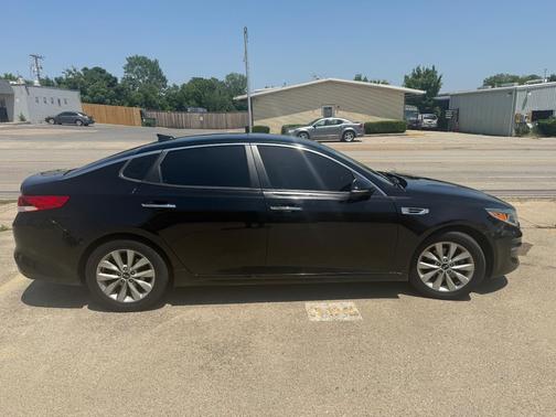 Black 2018 Kia Optima LX