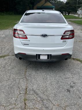 2015 Ford Taurus SEL